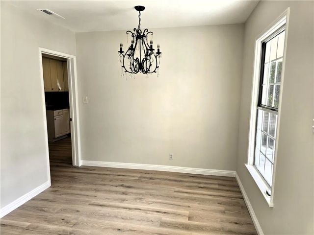 17840 Tarzana Street, Encino, CA 91316