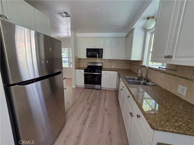 17840 Tarzana Street, Encino, CA 91316