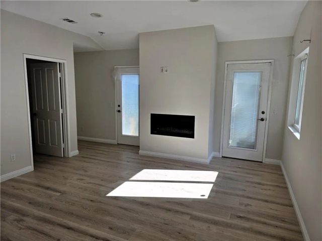 17840 Tarzana Street, Encino, CA 91316