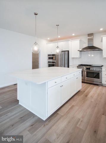 812 BUNNY LN, West Chester, PA 19382