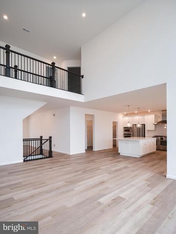 812 BUNNY LN, West Chester, PA 19382