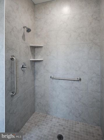 812 BUNNY LN, West Chester, PA 19382