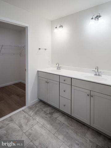 812 BUNNY LN, West Chester, PA 19382