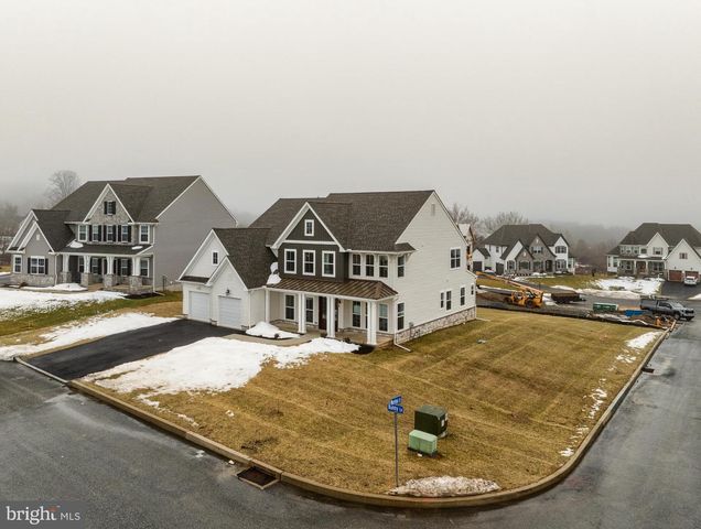 812 BUNNY LN, West Chester, PA 19382