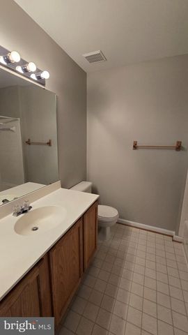 7044 ROGUE LN, Gainesville, VA 20155