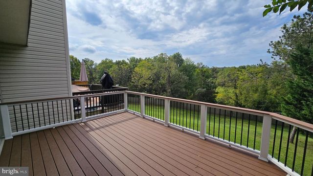 7044 ROGUE LN, Gainesville, VA 20155