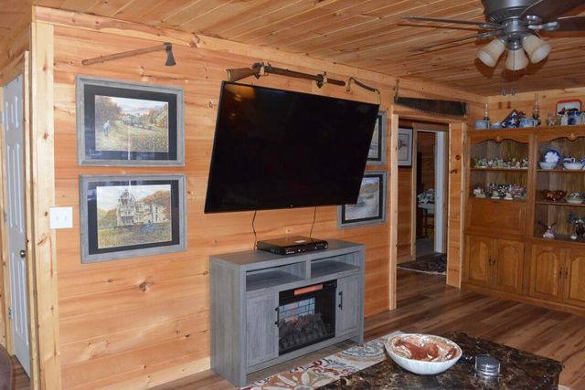 325 Sinks Road, Somerset, KY 42501