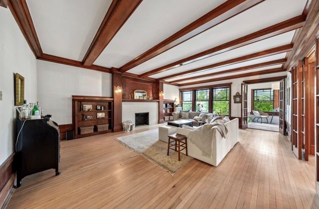 5054 S Woodlawn Avenue 3C, Chicago, IL 60615