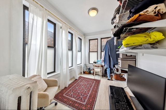 5054 S Woodlawn Avenue 3C, Chicago, IL 60615