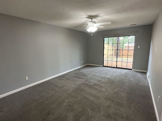 1670 OLD MILL STREAM DR, Memphis, TN 38016