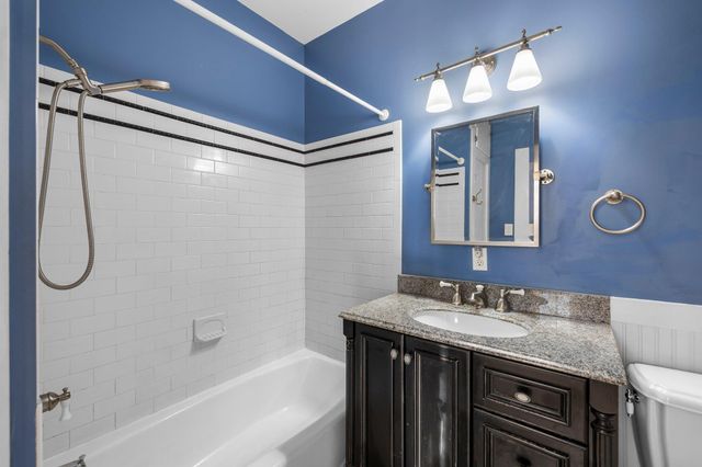 902 E 14th ST, Austin, TX 78702