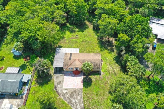 160 19th ST NW, Naples, FL 34120