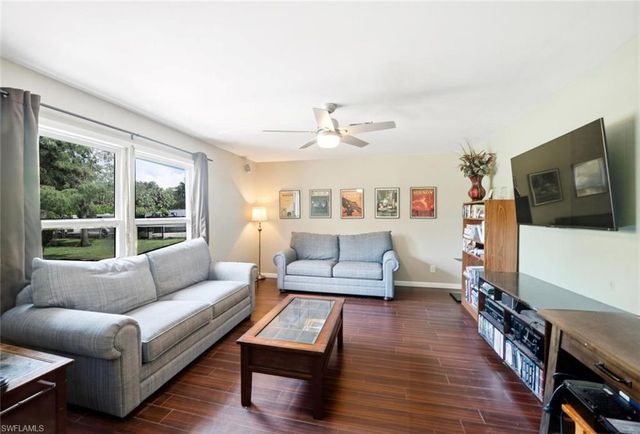 160 19th ST NW, Naples, FL 34120