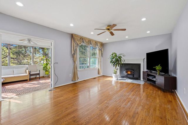 3006 WOODBERRY LN, Ellicott City, MD 21042