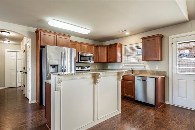 430 Trieste Drive, Centerton, AR 72719