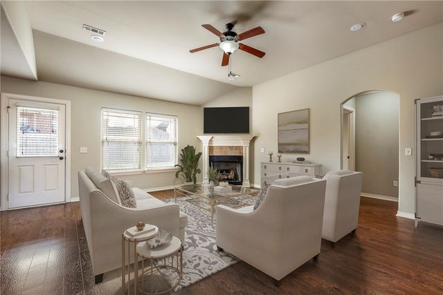 430 Trieste Drive, Centerton, AR 72719