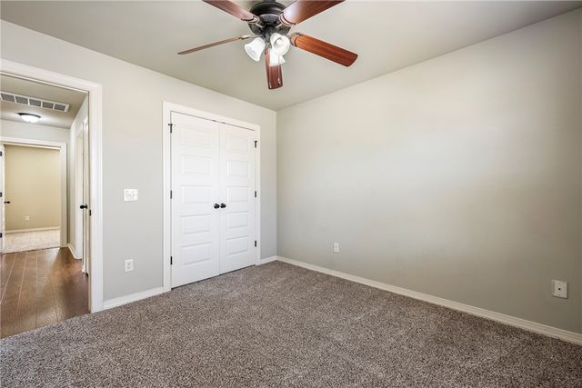 430 Trieste Drive, Centerton, AR 72719