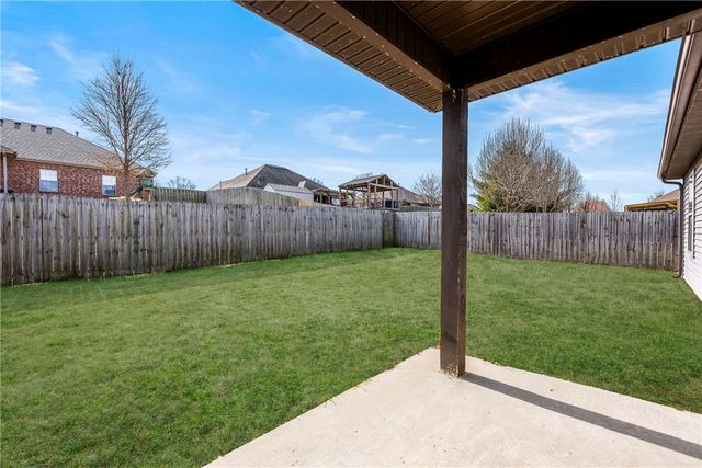 430 Trieste Drive, Centerton, AR 72719