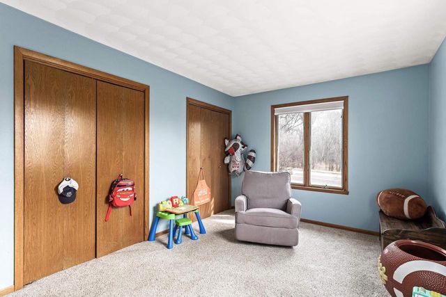 423 N Wright Road, Janesville, WI 53546