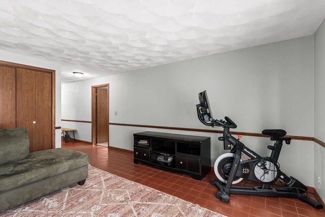 423 N Wright Road, Janesville, WI 53546