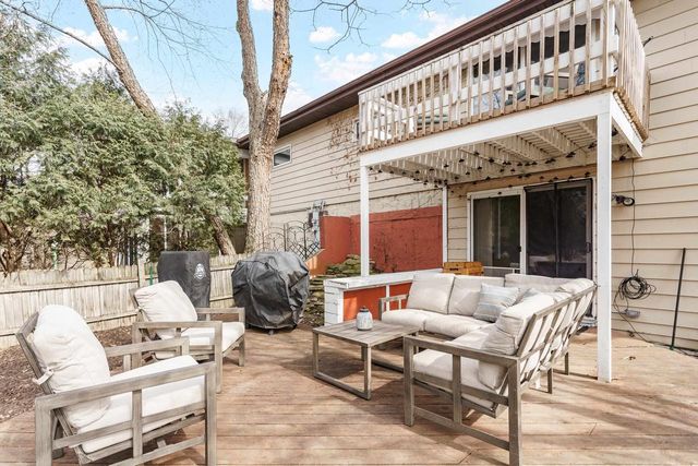 423 N Wright Road, Janesville, WI 53546