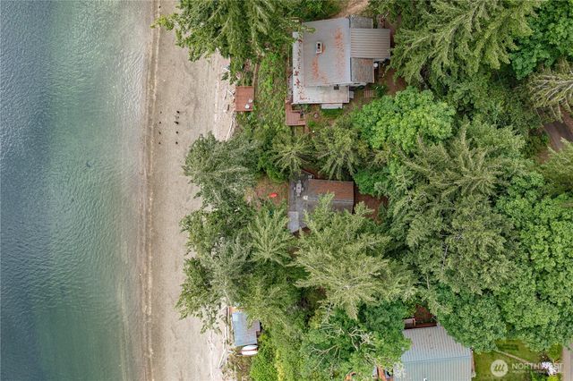415 E Herron Boulevard NW, Lakebay, WA 98349