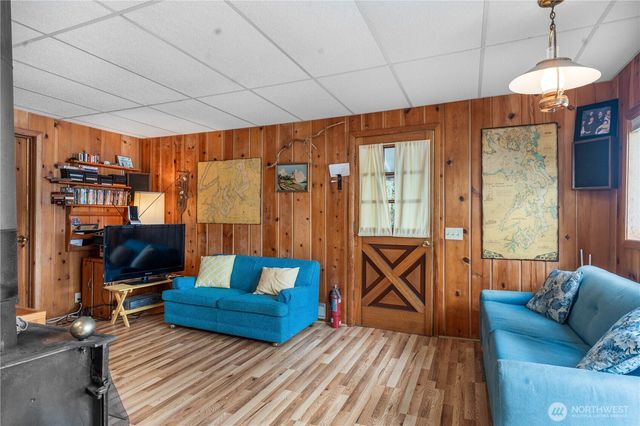 415 E Herron Boulevard NW, Lakebay, WA 98349