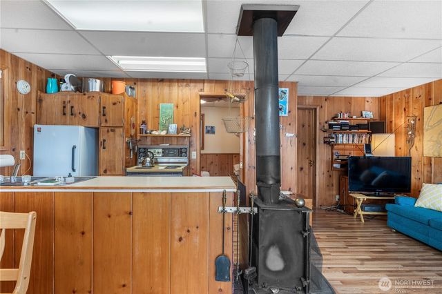 415 E Herron Boulevard NW, Lakebay, WA 98349