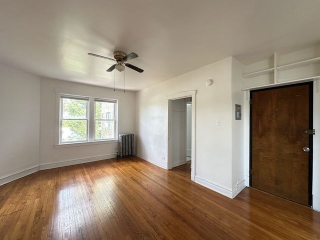 2432 N LINDEN Place 308, Chicago, IL 60647