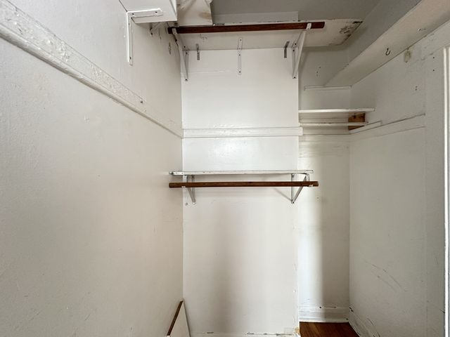 2432 N LINDEN Place 308, Chicago, IL 60647