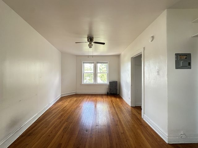 2432 N LINDEN Place 308, Chicago, IL 60647