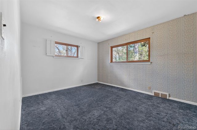 17198 Macarthur Street, Redford Charter Township, MI 48240