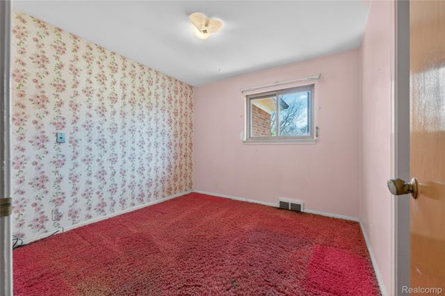 17198 Macarthur Street, Redford Charter Township, MI 48240