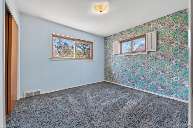 17198 Macarthur Street, Redford Charter Township, MI 48240