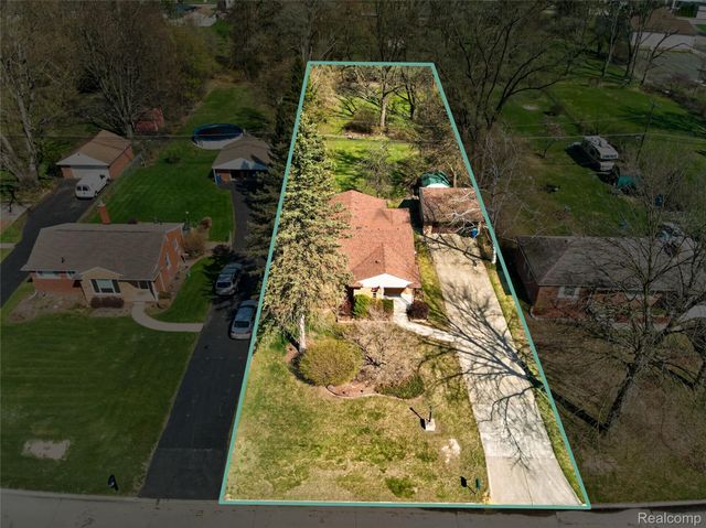 17198 Macarthur Street, Redford Charter Township, MI 48240