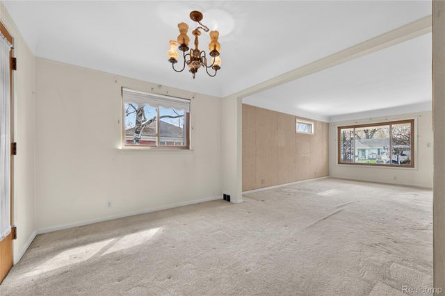 17198 Macarthur Street, Redford Charter Township, MI 48240