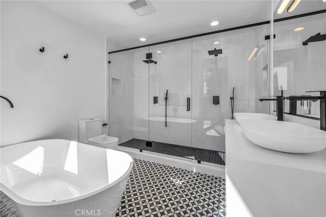 1531 Wellesley, Los Angeles, CA 90025