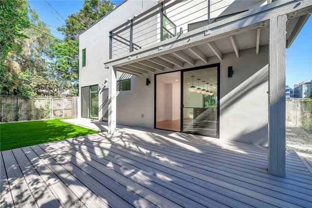 1531 Wellesley, Los Angeles, CA 90025