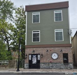 35 West Main Street, Southington, CT 06479