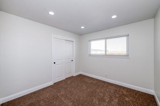 4154 W Mountain View Avenue, Caruthers, CA 93609