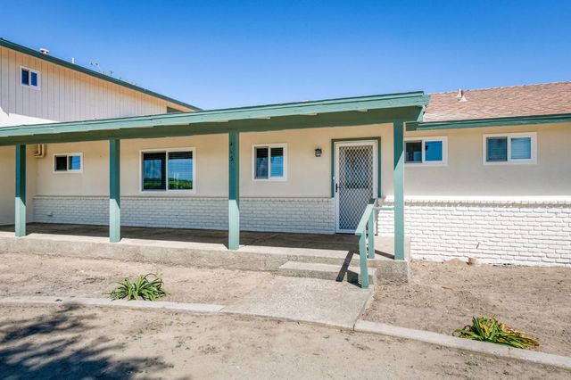 4154 W Mountain View Avenue, Caruthers, CA 93609