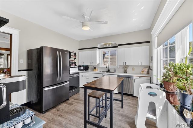 2215 Pierce Avenue, Niagara Falls, NY 14301