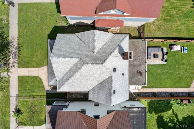 2215 Pierce Avenue, Niagara Falls, NY 14301