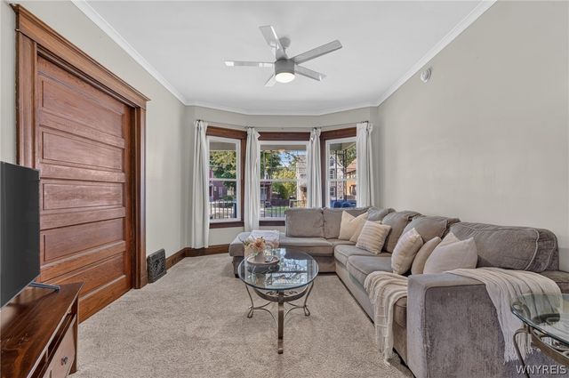 2215 Pierce Avenue, Niagara Falls, NY 14301