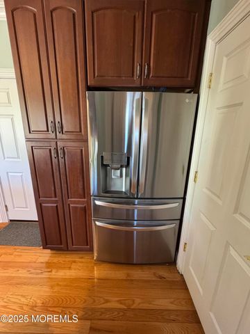 8 Avenue Of Two Rivers, Rumson, NJ 07760