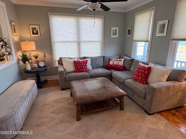 8 Avenue Of Two Rivers, Rumson, NJ 07760