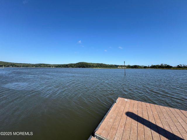 8 Avenue Of Two Rivers, Rumson, NJ 07760