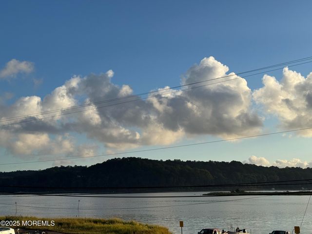 8 Avenue Of Two Rivers, Rumson, NJ 07760