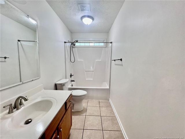 6113 Castlebrooke Lane, Linden, NC 28356
