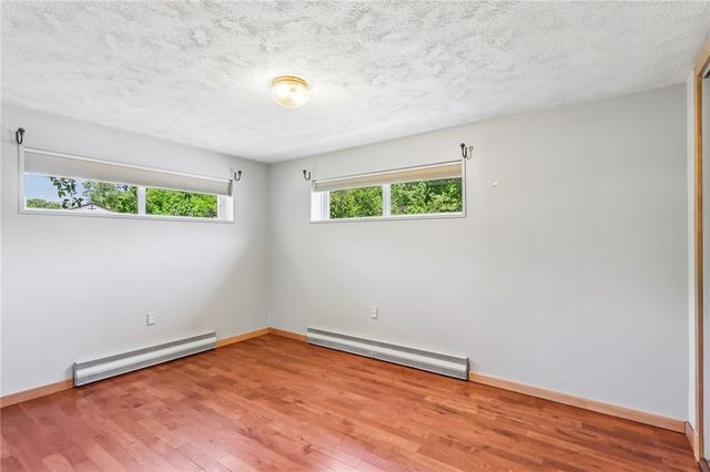 120 Lakeview Rd, Franklin Twp, PA 16123